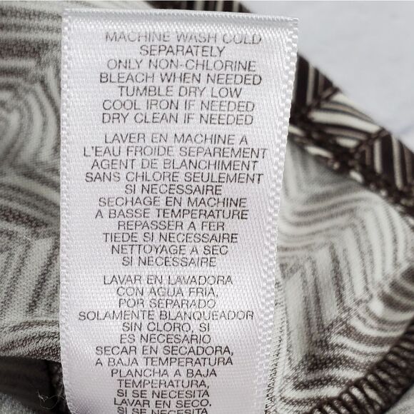 🔹️Michael Kors Brown Chevron Buttoned Long Sleeve Top Large - Picture 10 of 10